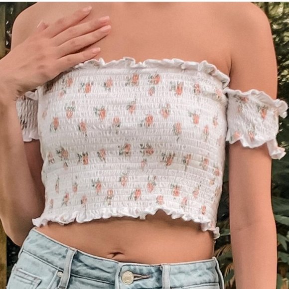 🥑FREE🥑 w/any FP purchase PacSun Off the Shoulder Floral Crop Top in White - Picture 1 of 3